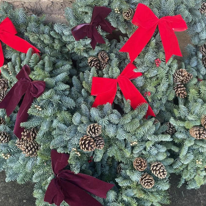 Fresh Christmas Wreaths Delivered In The UK